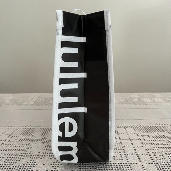 Lululemon white & black small reusable tote bag - Picture 6 of 7